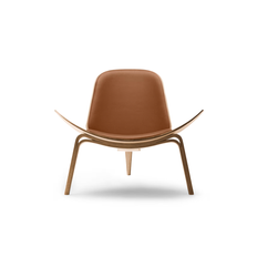 CH07 loungestol | Carl Hansen & Søn | Klassisk stol til stuen