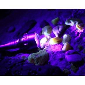 Ultrafire WT-502B 1000LM Ravlygte