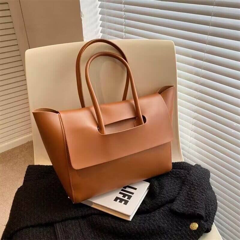 Large Capacity Retro Tote Bag Women PU Shoulder Handbag - Light Brown