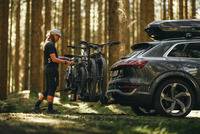 Thule EasyFold 3 – Fleksibel cykelholder til anhængertræk til 3 cykler