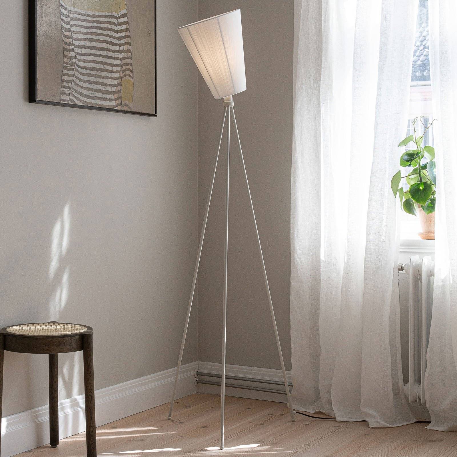 Golvlampa Northern, Oslo Wood, dimbara, Vit, Vardagsrum, Tyg / textil, Design