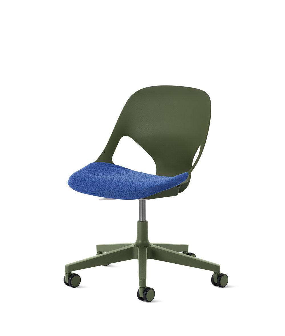 Zeph-stoel zonder armleuningenOlive in Zitkussen/Bluebell by Herman Miller
