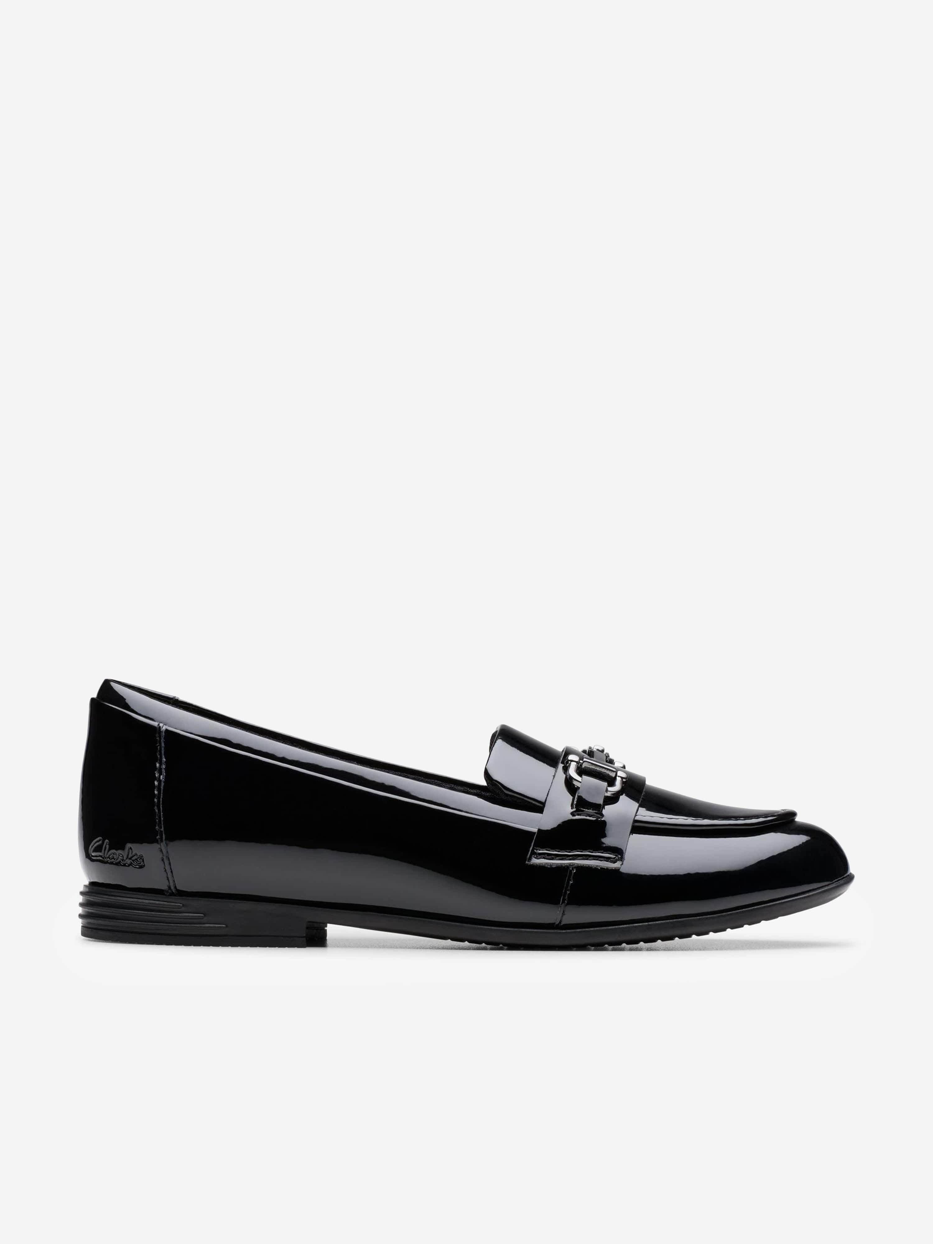 Clarks Girls Patent Leather Finja Loafers in Black (Standard Fit) - Black / EU 35 UK 2.5 (EU 35 UK 2.5)
