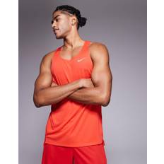 Nike Running - Fast Dri-FIT - Rød overdel