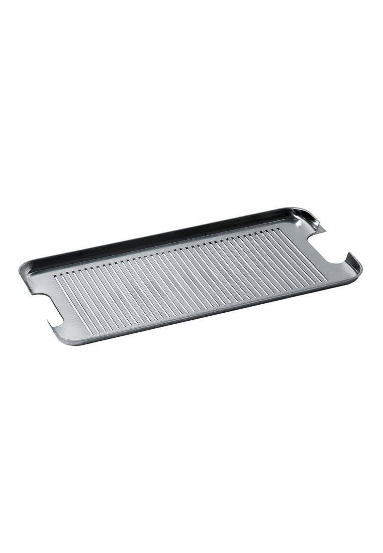 Grilltillbehör - silverfärgat
