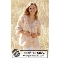 212-25 Summer Peach by DROPS Design DOWNLOAD OPSKRIFTEN HER Strikket jakke i DROPS Air og DROPS Brushed Alpaca Silk. Arbejdet strikkes ovenfra og ned med patent på bærestykket og ¾ lange ærmer. Størrelse XS - XXL. Se alle DROPS opskrifter her. .
