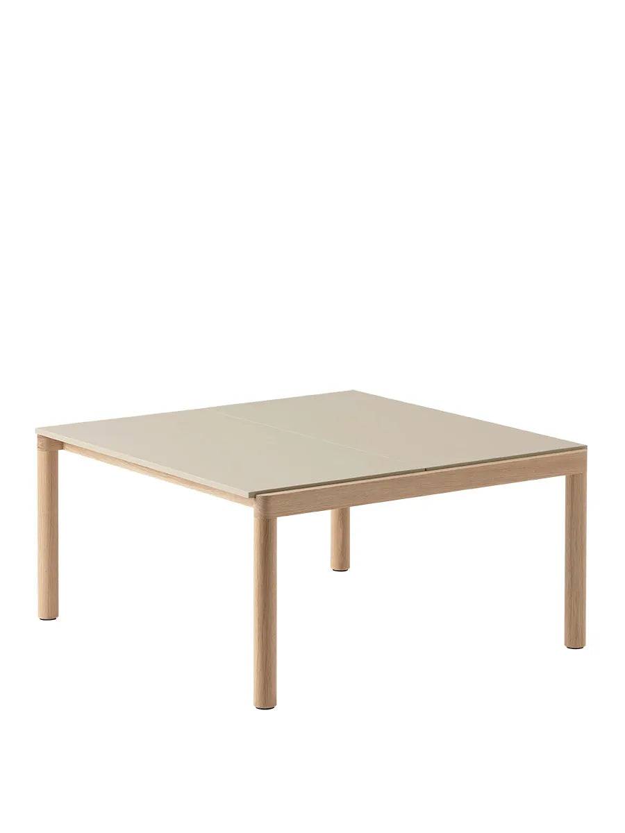 Couple Coffee Table, 80 x 84 cm fra Muuto Sand - Oak / Plain - Jacobsen Plus