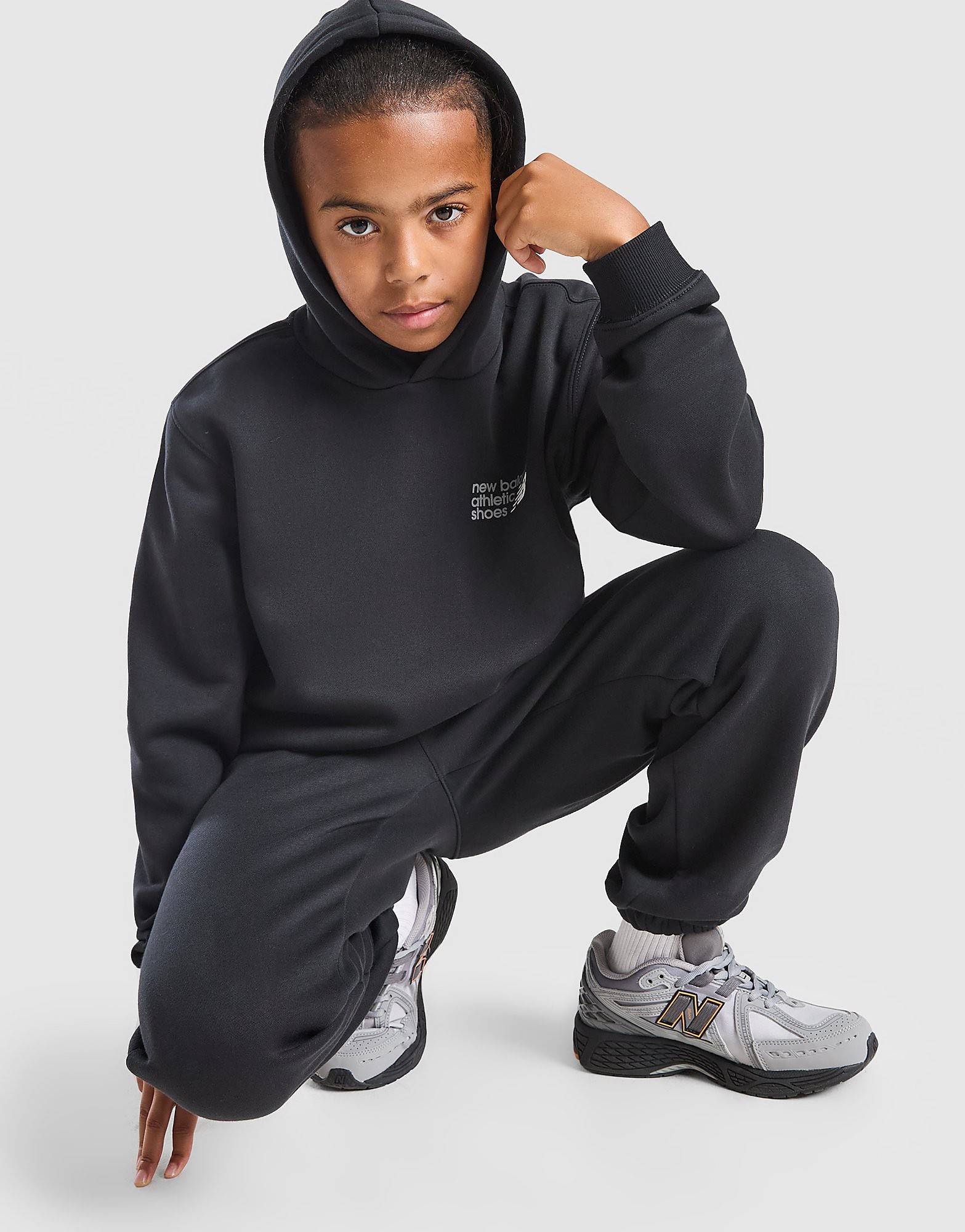 New Balance Linear Back Print Overhead Hoodie Junior, svart - S