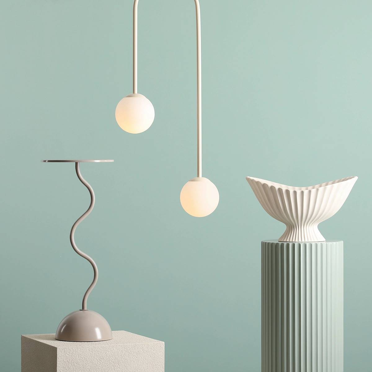 Novus - Loftlampe i cremefarvet metal og glas