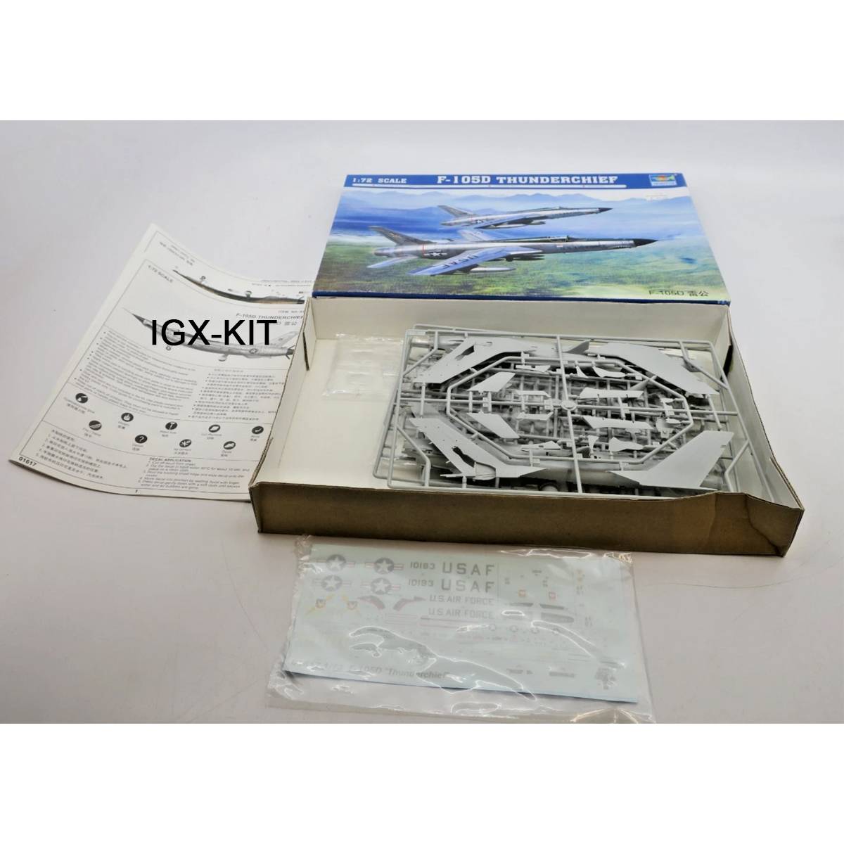 Trumpeter 01617 1:72 US F105 F105D F-105D Thunderchief Fighter Aircraft Plane Plastic Model Building Kit