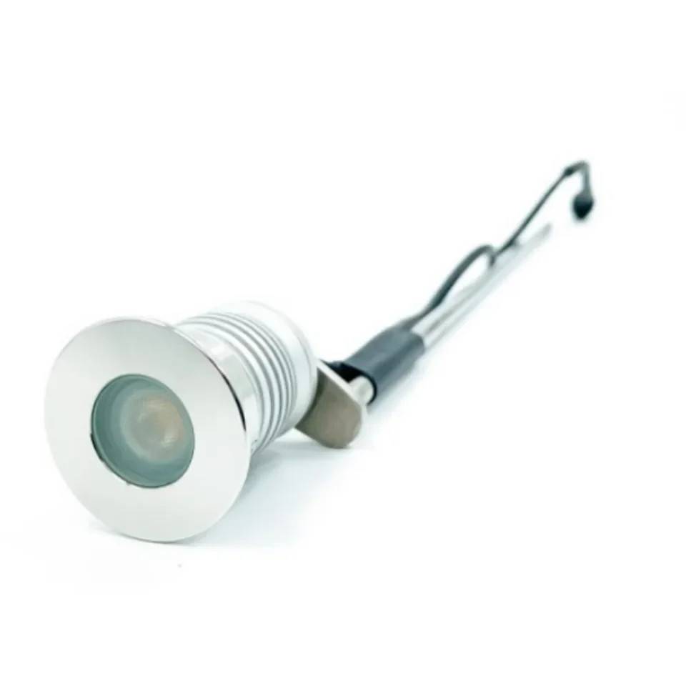 LIGHT BY JUUL - Juulius 1 spydlampe SIMPEL (rustfrit stål) m. 0,6W og T-samlestykke
