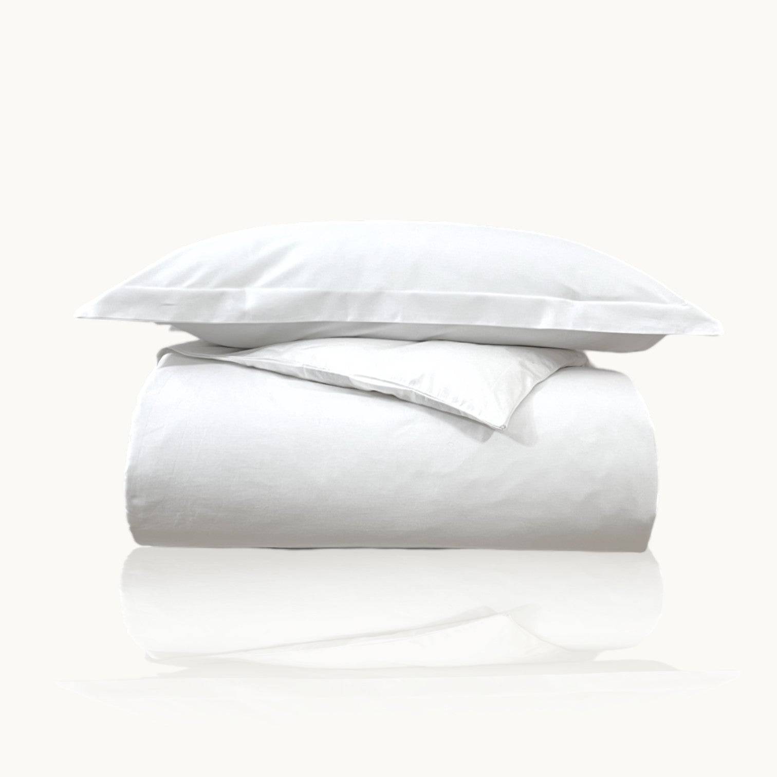 Charm Satin Bettwäsche aus 100% ägyptischer Baumwolle (600TC) – Seidig glänzend & luxuriös weich - White / 240x220 + (2 Kissenbezug) / 80x80
