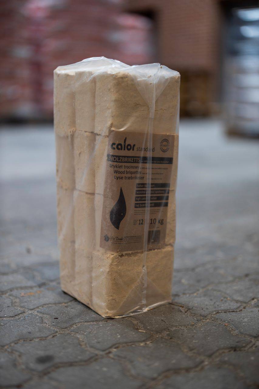 6x10kg kvalitets Træbriketter.