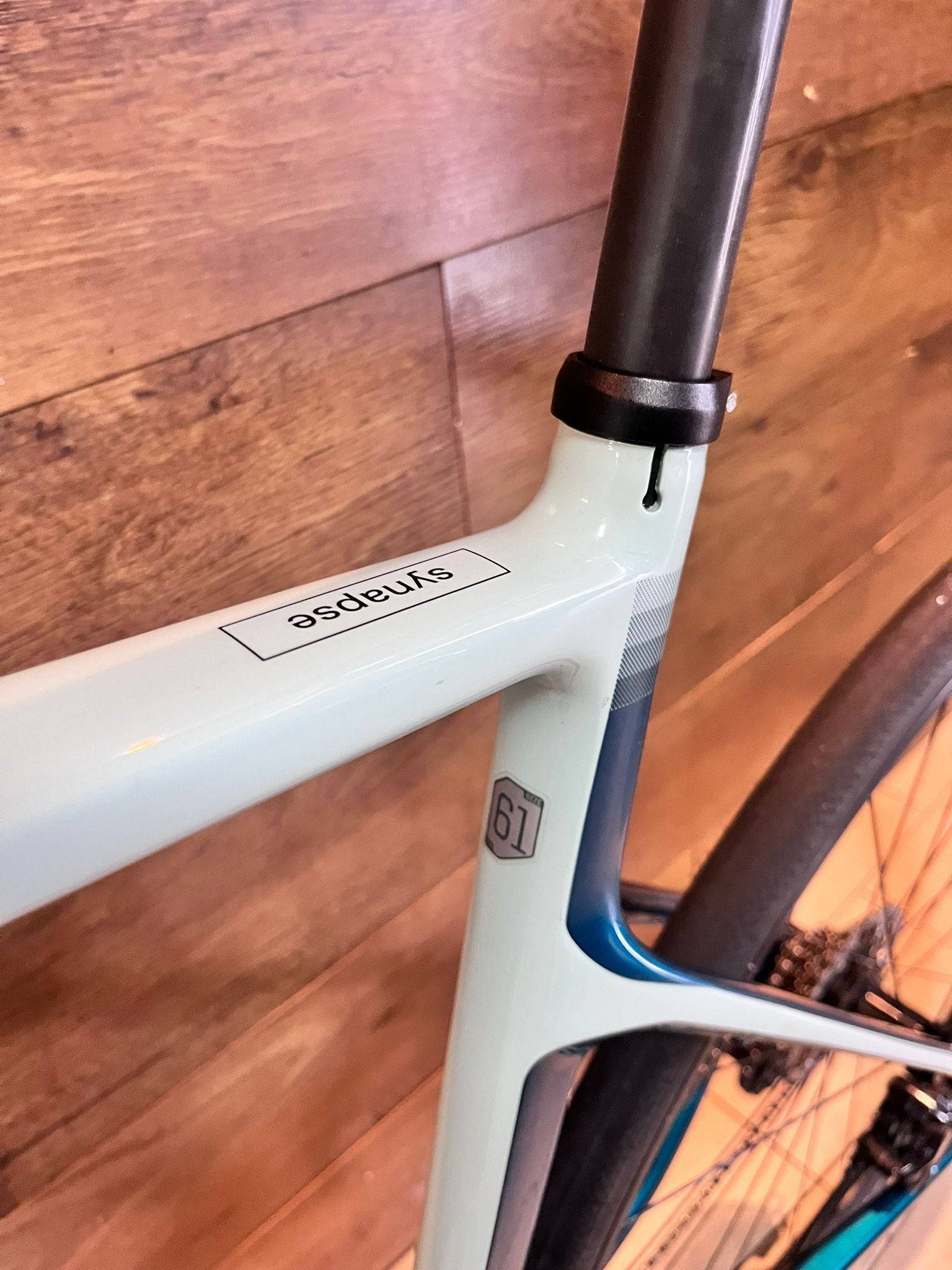 Cannondale Carbon 2 RLE 2024 - Shimano Ultrega Di2 - Fulcrum - 175 / 61 / verde acqua