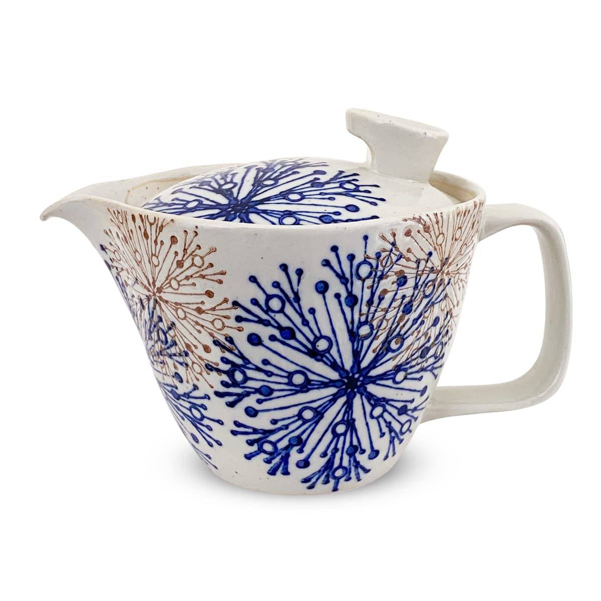 J-kitchens Dinner Teapot, Small, Hasami Ware, Made in Japan, 240ml, Serves 1-2, Includes Tea Strainer, Flower Center Pattern, Blue, PNO608625