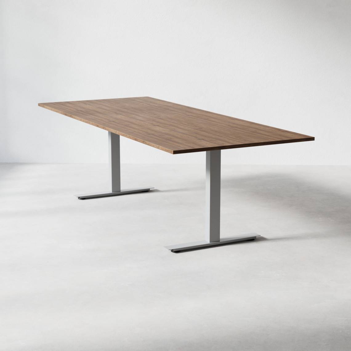 Konferencebord Modul, Størrelse 240 cm, Farve Valnød, Ben Sølv.