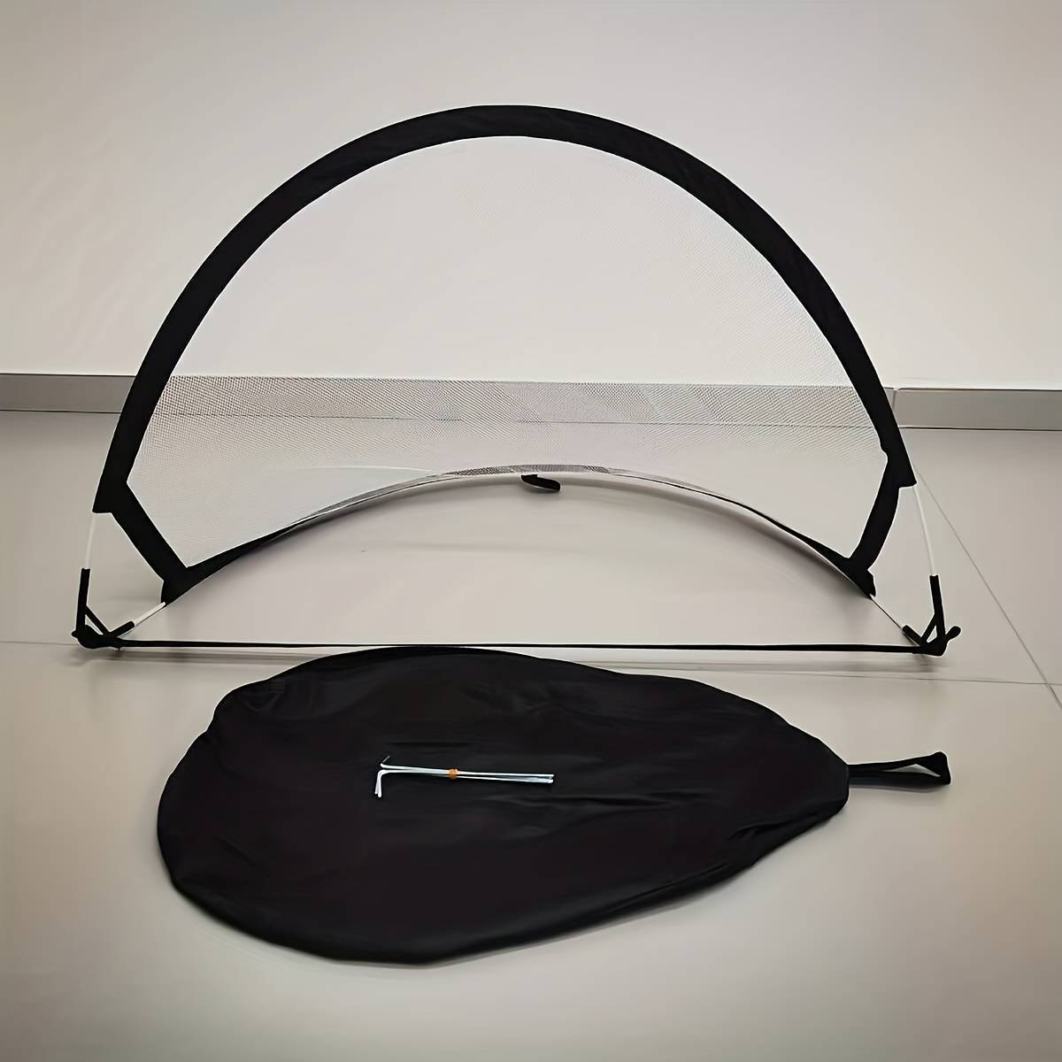 A Collapsible Football Goal For 5 Players, Complete With 3 Ground Stakes And A Carrying Bag, Made From Oxford Fabric With A Pop-up Net, In Colors - An Ideal Present For Soccer Fans And Practice