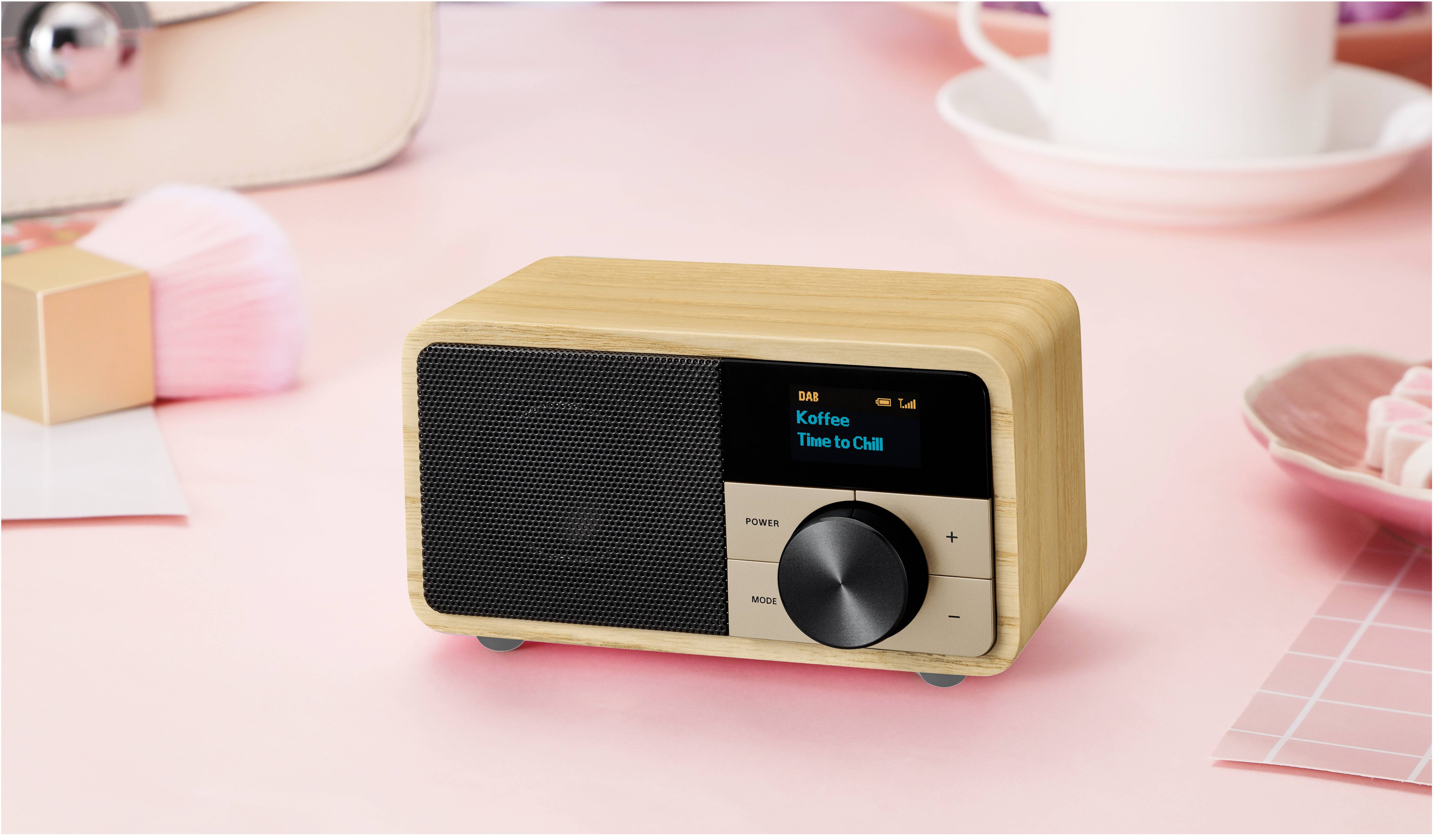 sangean DDR-7 Natural Wood DAB+/FM-RDS/AUX-in/Bt Wooden Radio.