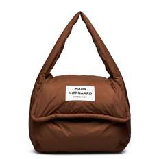 Mads Nørgaard Recycle Pillow Bomb Bag Brun