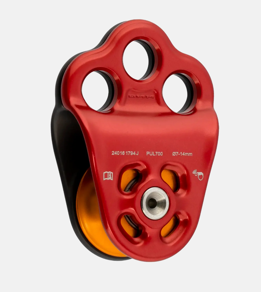 DMM Triple Attachment Pulley 2 - Röd
