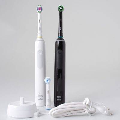 Oral-B – Pro 3 3900 Duo med to tandbørster black/white