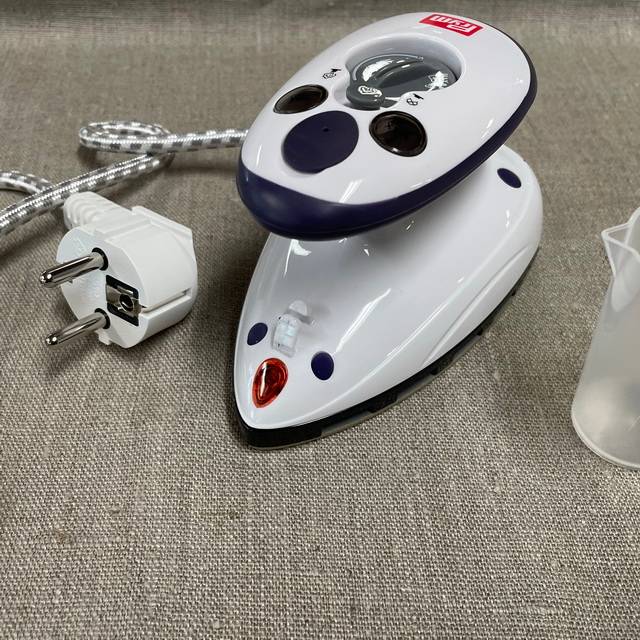 PRYM mini dampstrygejern