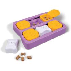Dog Brick Plast Small Nina Ottosson