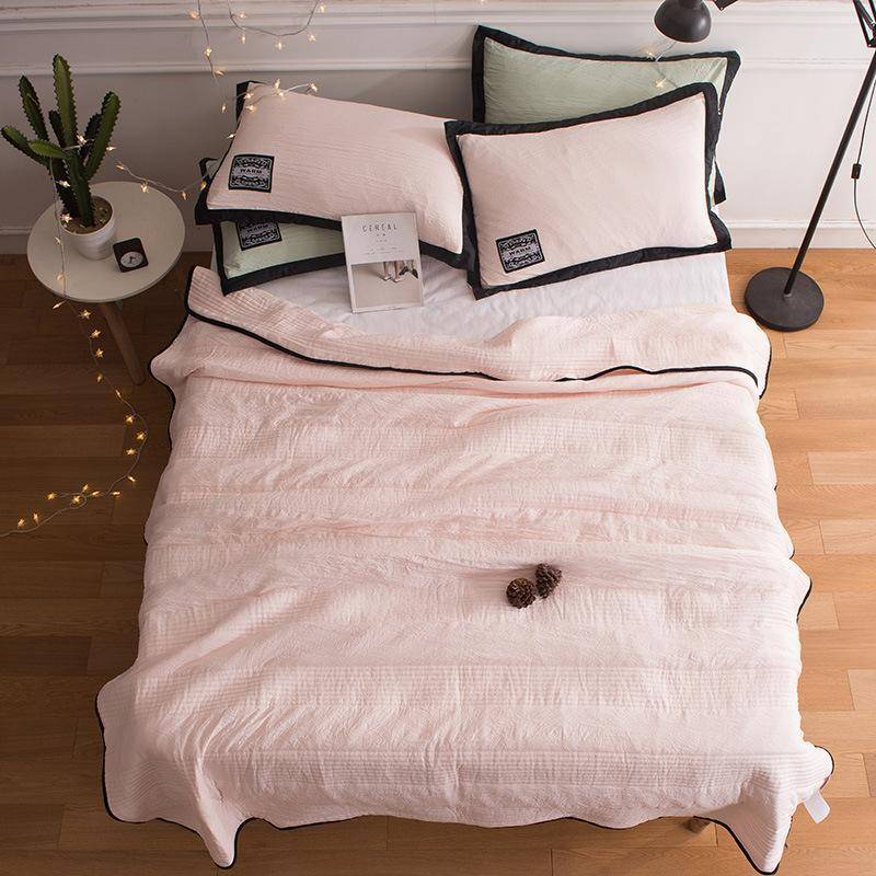CoolBreeze – Avlastande och Kylande Sommaröverkast - Rosa / 180x220cm