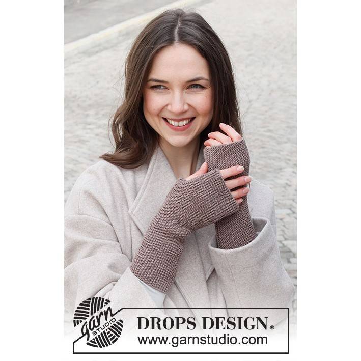 Hazelnut Wrist Warmers 225-12