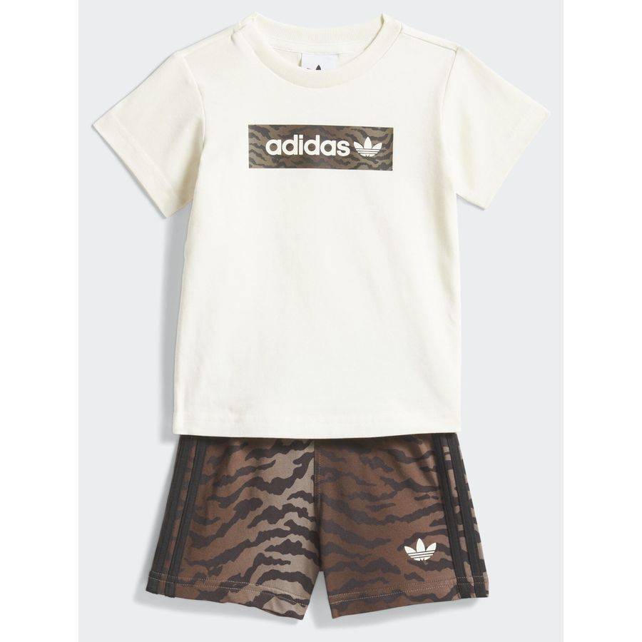 adidas Originals AOP SÆT MED SHORTS OG T-SHIRT.