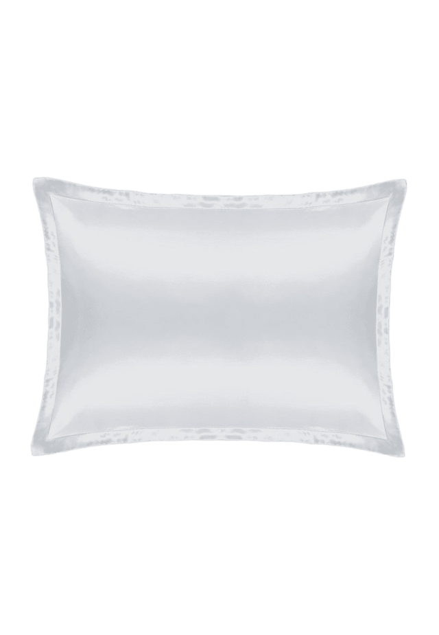 Cloud & Glow Silk Pillowcase Silver Håraccessoarer tillbehör Dam 50X60