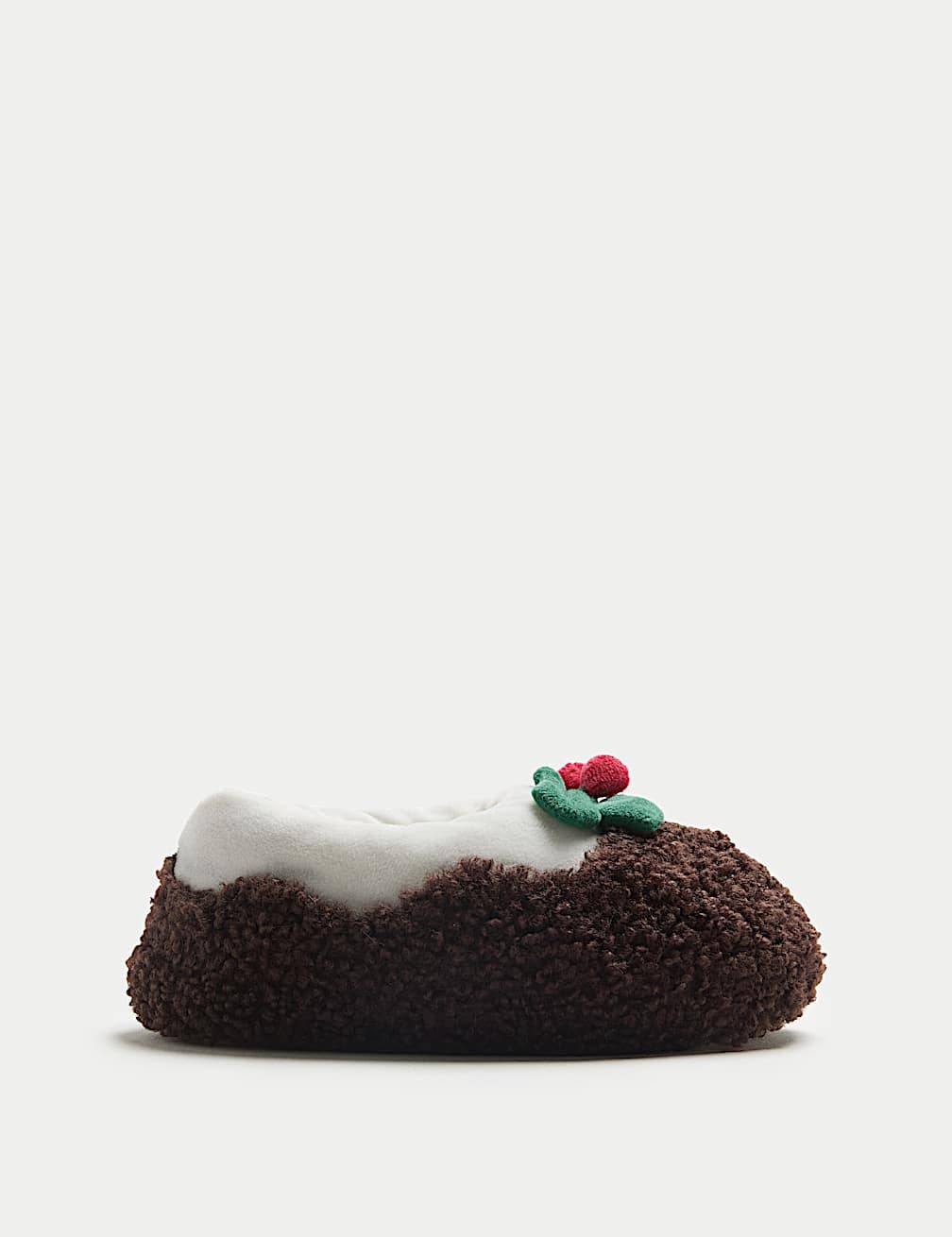 Kids' Christmas Pudding Faux Fur Slippers (9 Small - 7 Large)