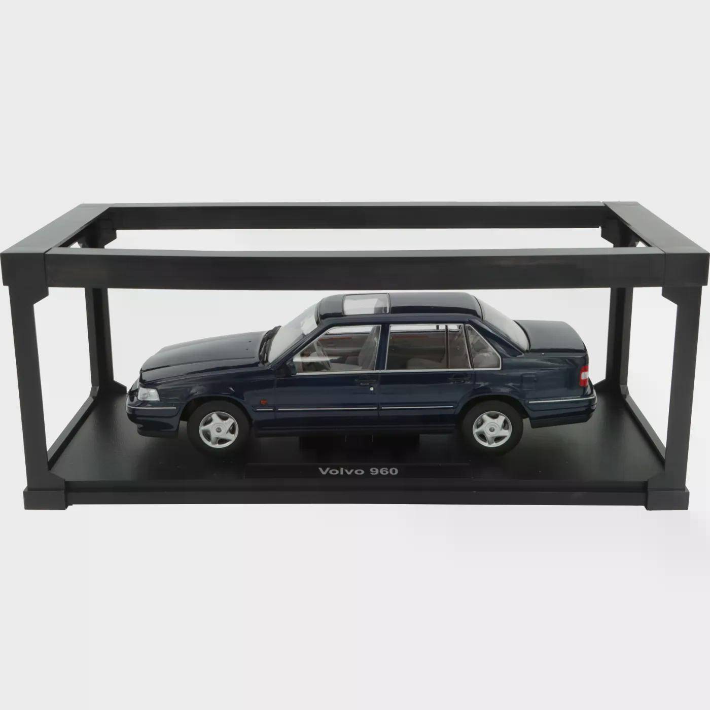 Volvo 960 - 1996 - Mörkblå - Triple9 Collection - 1:18