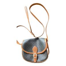Longchamp
