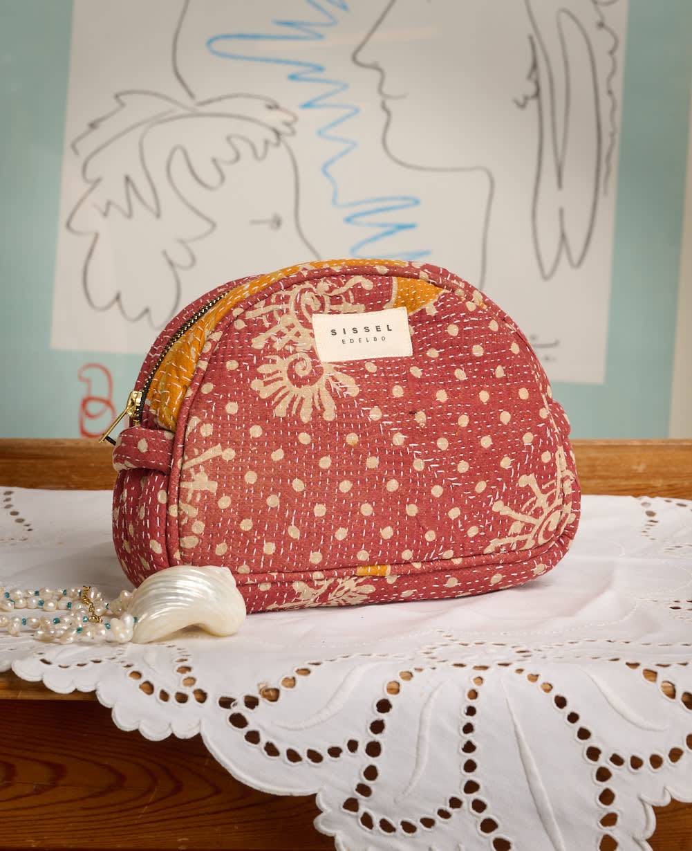 Savannah Cosmetic Bag - No. 312 - - / Vintage Kantha / ONESIZE