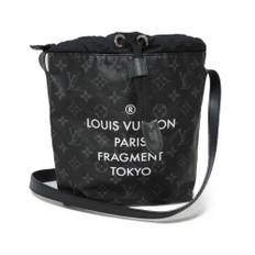 Louis Vuitton Vintage, Pre-owned, Herre, Sort, ONE SIZE, Uld, Pre-owned Fragment Tokyo Monogram Bucket Taske