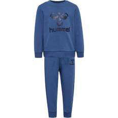 Hummel Hmlarine Crewsuit Stl. 3 år / 98 cm pojkar - Sparkdräkter Från Magasin - True Navy (3 år / 98 cm)