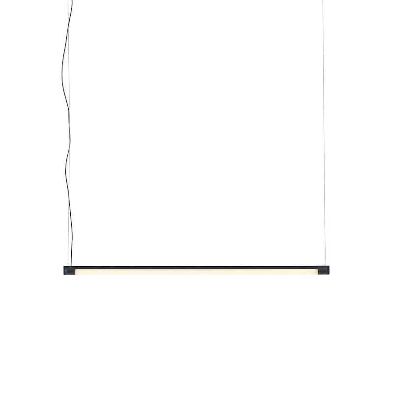 Muuto Fine 90 taklampa svart
