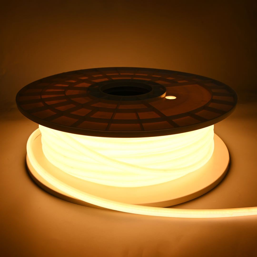 Vattentät Neon COB LED strip | 9W/m | 230V | 2700K | Dimbar | Super-flex (25 meter Inkl. stickkontakt)