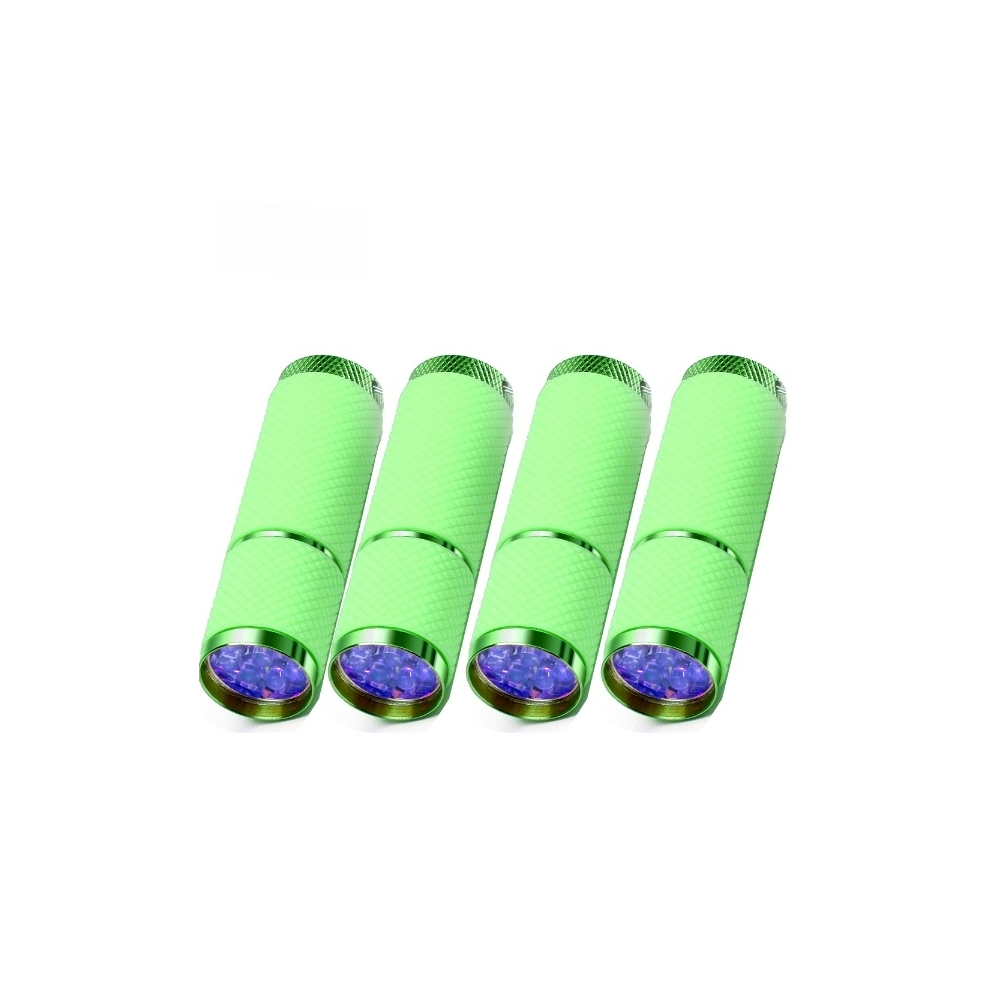 Batteridrevet mini-lommelygte, der lyser i mørket, til spændende eventyr for børn