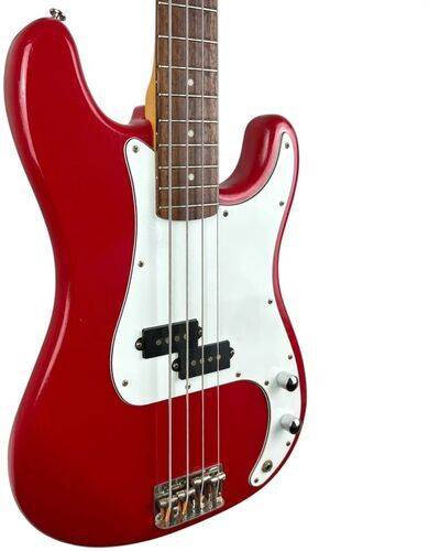 Squier Bullet Bass Korea 1987 - Röd | röd