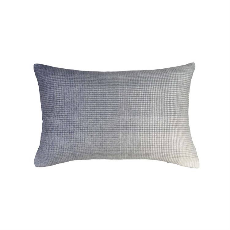 Elvang Horizon Pude Dark Blue 40 x 60 cm.