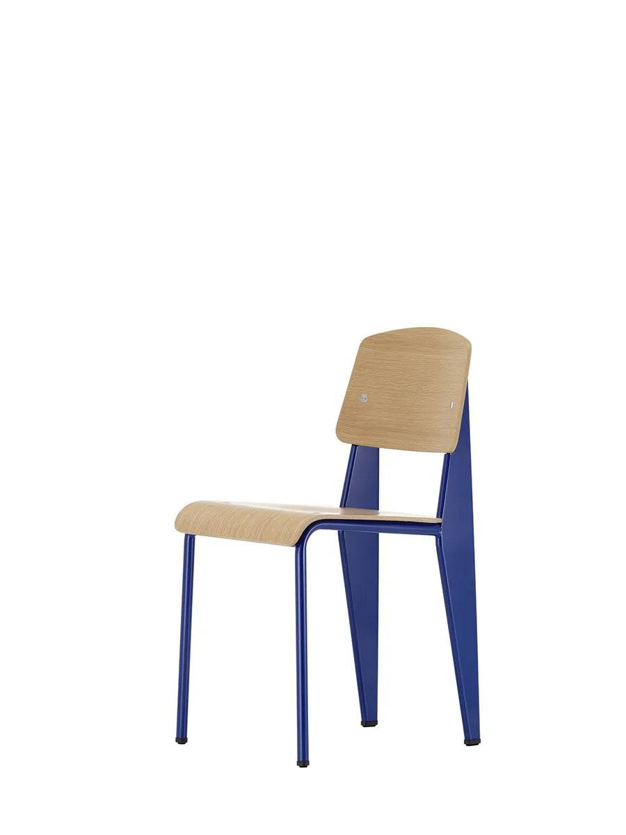 Standard Chair fra Vitra Mørkbejdset eg / Bleu Marcoule - Jacobsen Plus