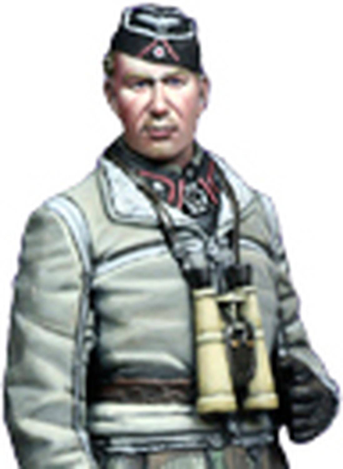 Alpine Miniatures German Tank Officer Winter Uniform Resin Kit AM35036 1/35 (Person)
