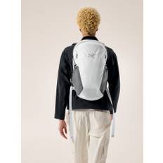 Mantis 16 Backpack