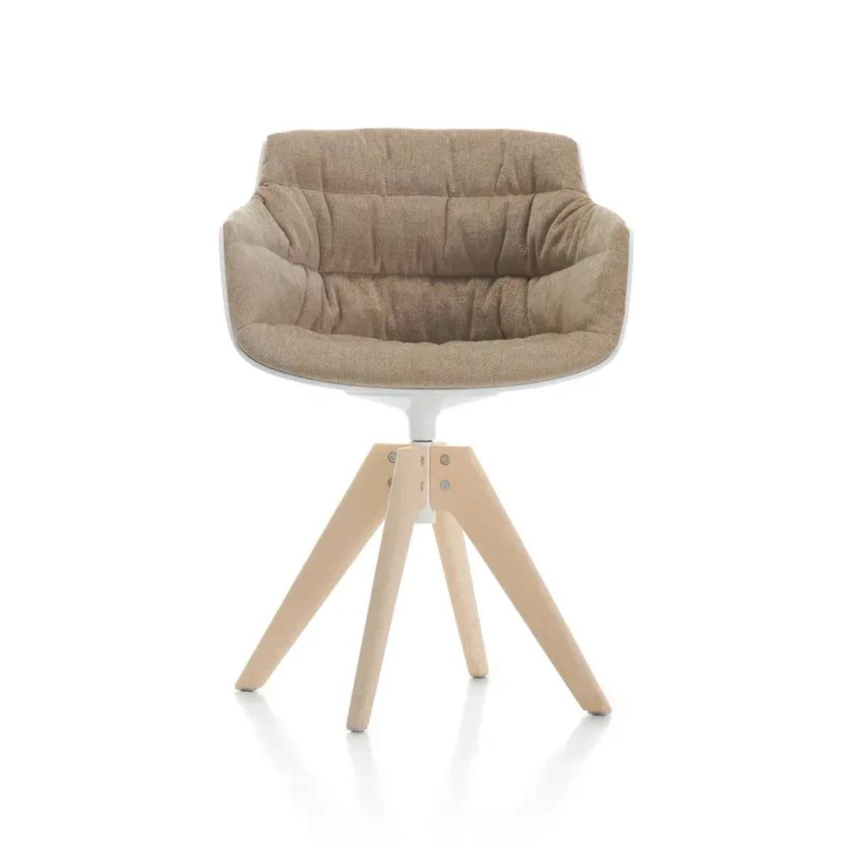 MDF Italia Flow Armchair - 4 Træben (VN) - Frontpolstret - Anima Stof - Light Grey / Lys Eg