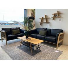 Kragelund Aya K 129 sofa (3+2 pers. sofasæt - L197/142 x D80 x H84 cm, Stofgruppe 2, Sæbebehandlet bøg stel, Uden vip armlæn)