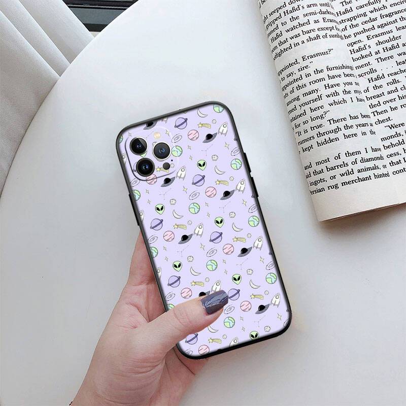 MH140 Space Alien UFO Phone Shell Case for iPhone 7 8 11 12 13 14 15 16 17 16E XS Pro Max XR X SE Air iPhone 12 Mini