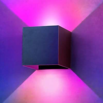 LEDlife RGB+CCT CUBIC 6W væglampe - Tuya Smart, sort, firkantet, op/ned, justerbar, inde/ude, IP65, inkl. lyskilde (restsalg)