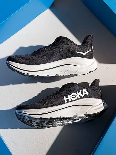Hoka W Clifton 10 Löparskor Black/White - US 7
